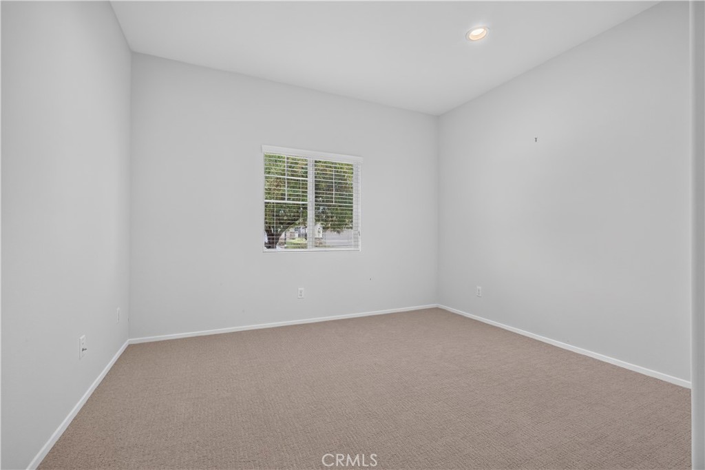 26389 Leos Property Photo 11