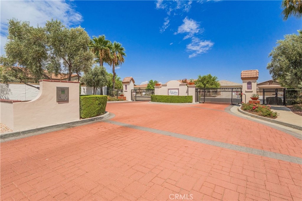 26389 Leos Property Photo 42