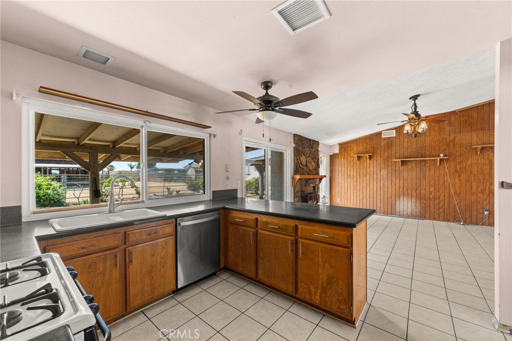 6063 Saguaro Property Photo 11
