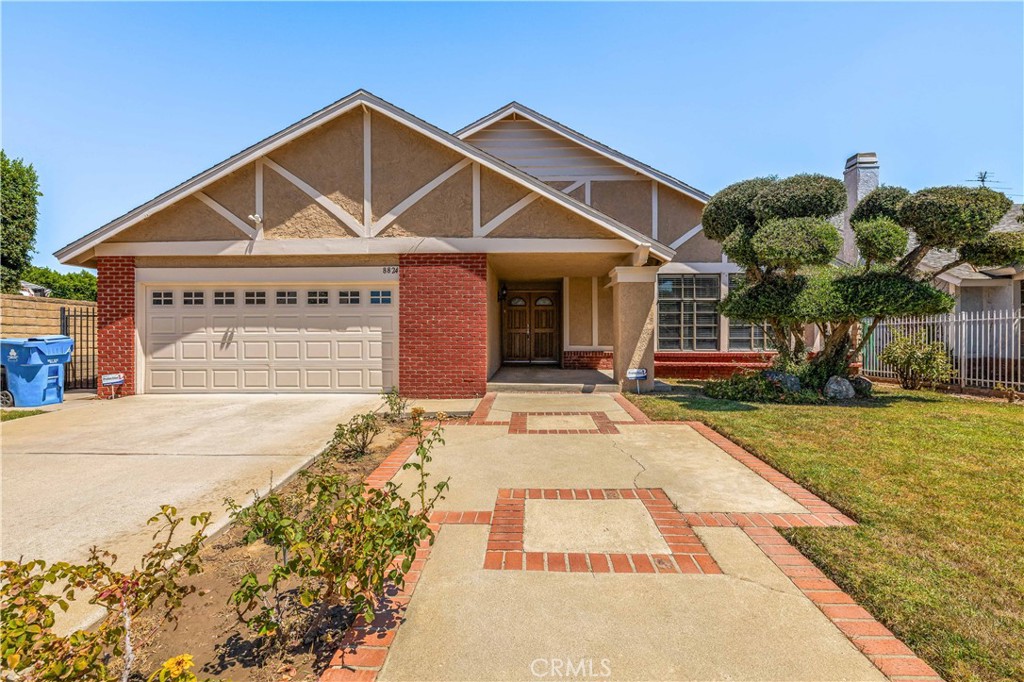 8824 Sari Avenue Property Photo 1