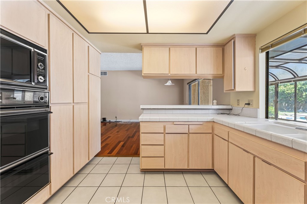 8824 Sari Avenue Property Photo 14