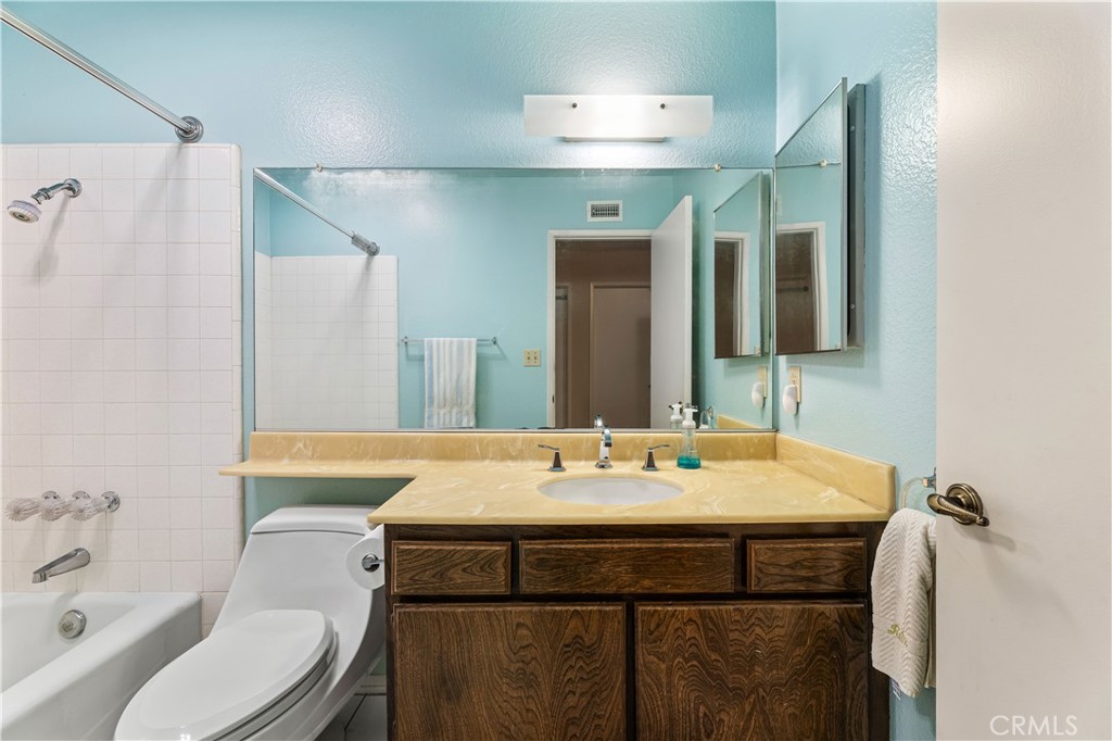 8824 Sari Avenue Property Photo 24