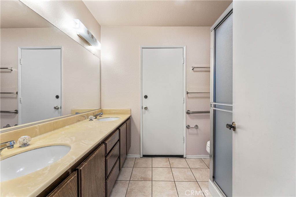 8824 Sari Avenue Property Photo 33
