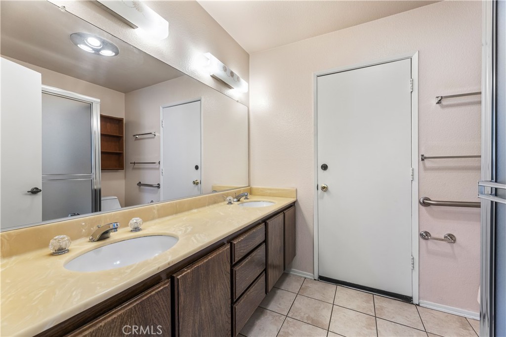 8824 Sari Avenue Property Photo 34