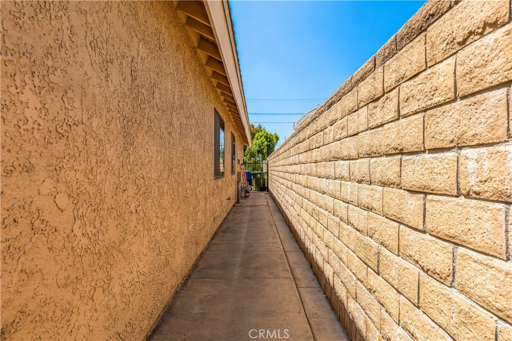 8824 Sari Avenue Property Photo 45