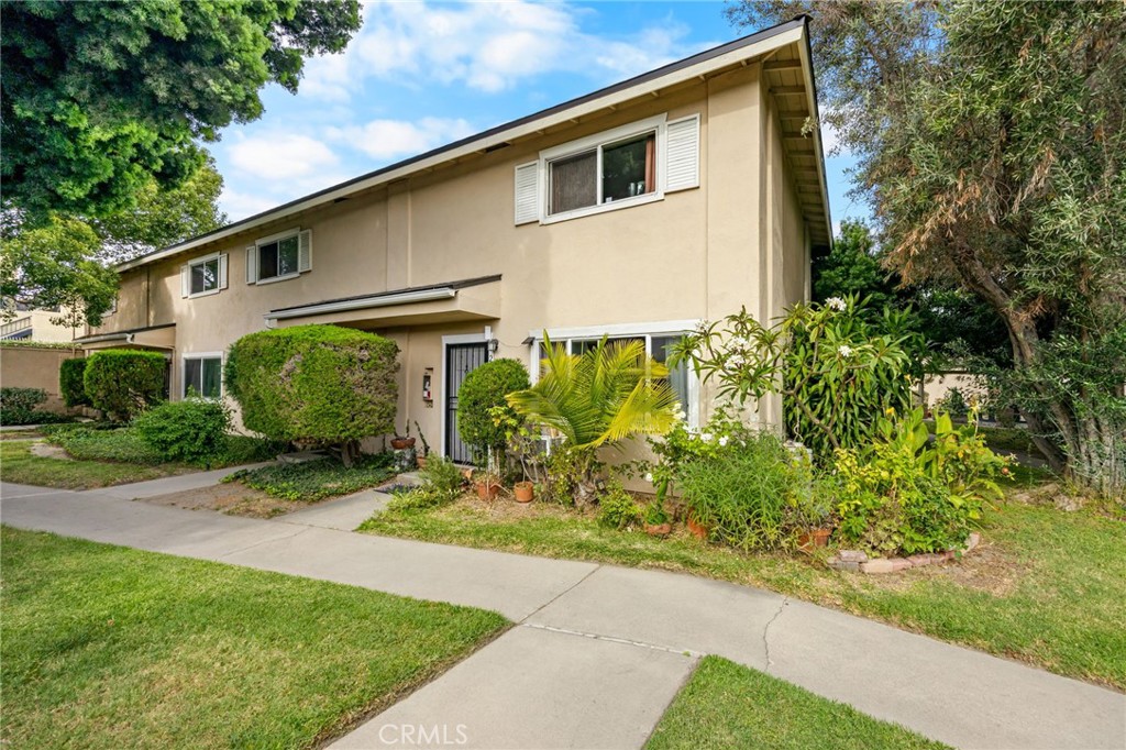 630 S Knott Avenue 25 Property Photo 1