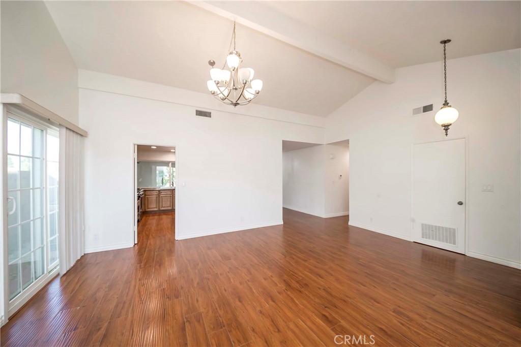 17532 Vierra Avenue Property Photo 8