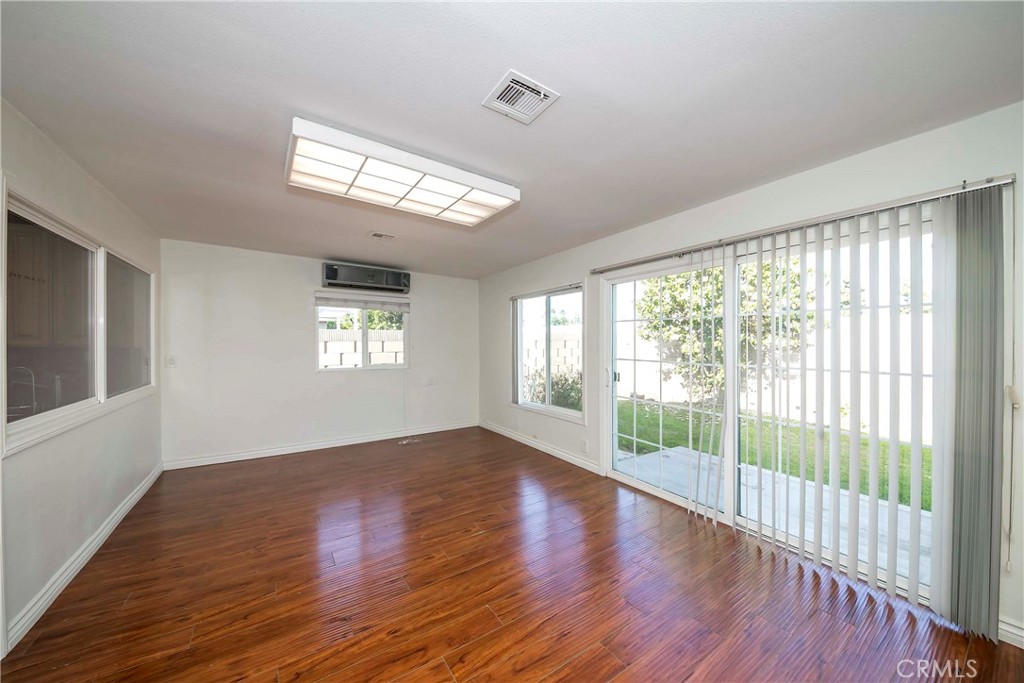 17532 Vierra Avenue Property Photo 9
