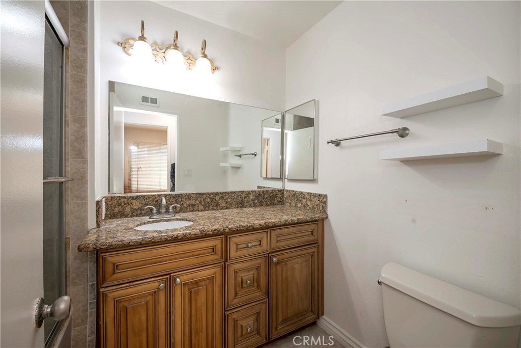 17532 Vierra Avenue Property Photo 17