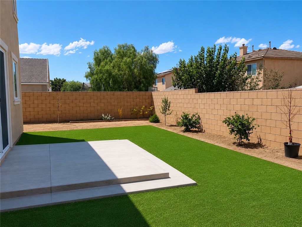 12588 Ojo Caliente Street Property Photo 4