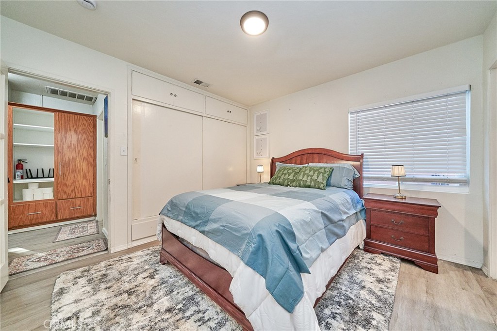 2420 Maine Property Photo 25