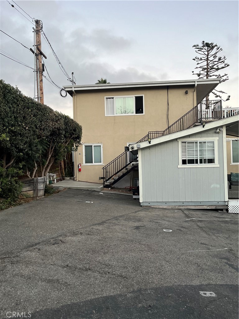 2324 S Coast A Property Photo 1