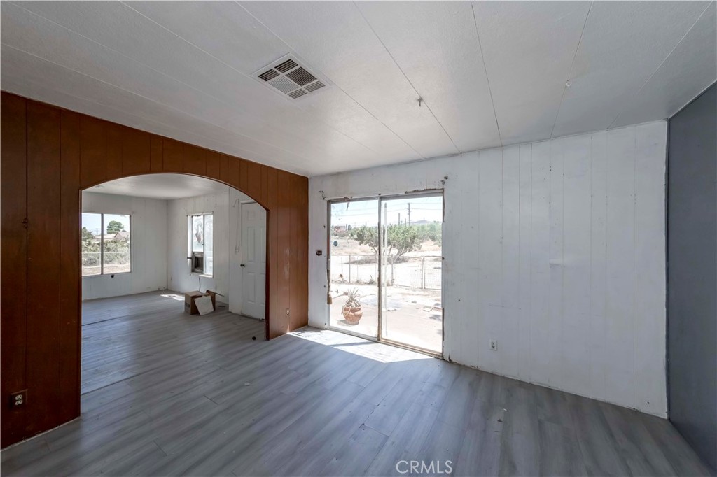 4190 Nielson Road Property Photo 9