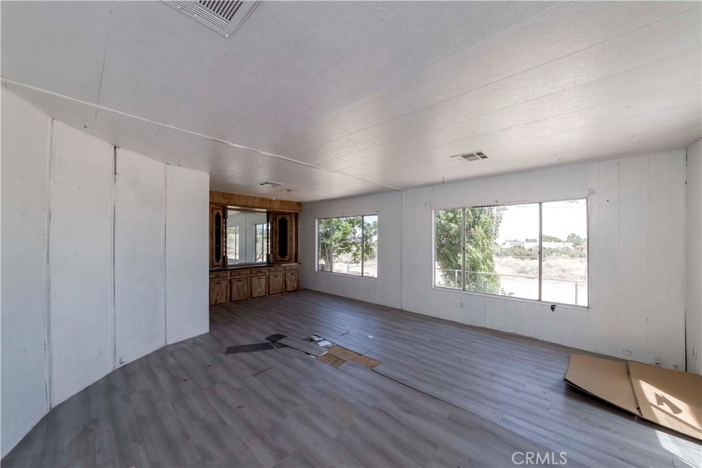 4190 Nielson Road Property Photo 13