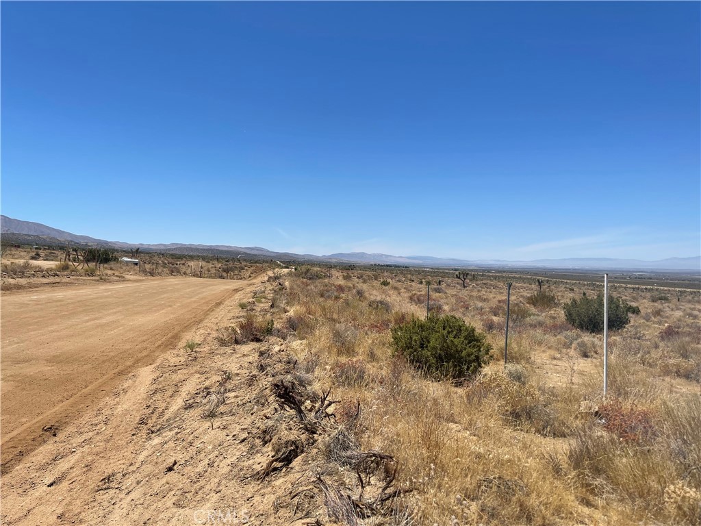 0 Vac Fort Tejon Drt Vic Property Photo 4