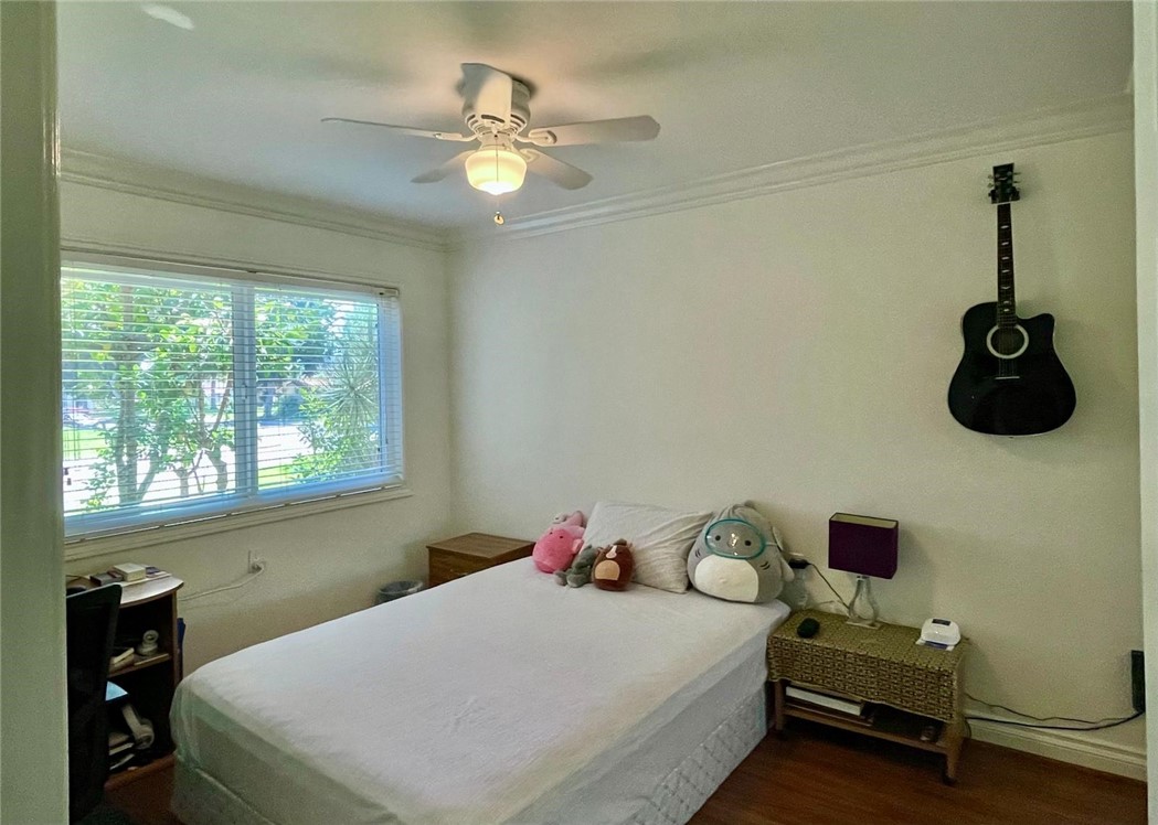 2311 Via Puerta B Property Photo 18
