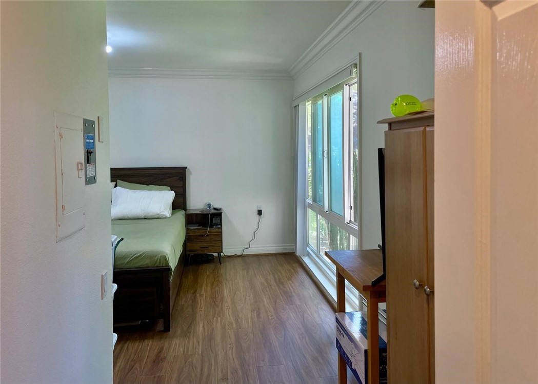 2311 Via Puerta B Property Photo 23