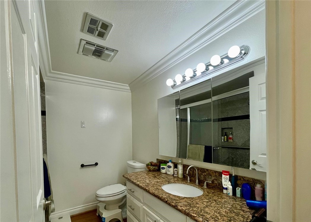 2311 Via Puerta B Property Photo 28