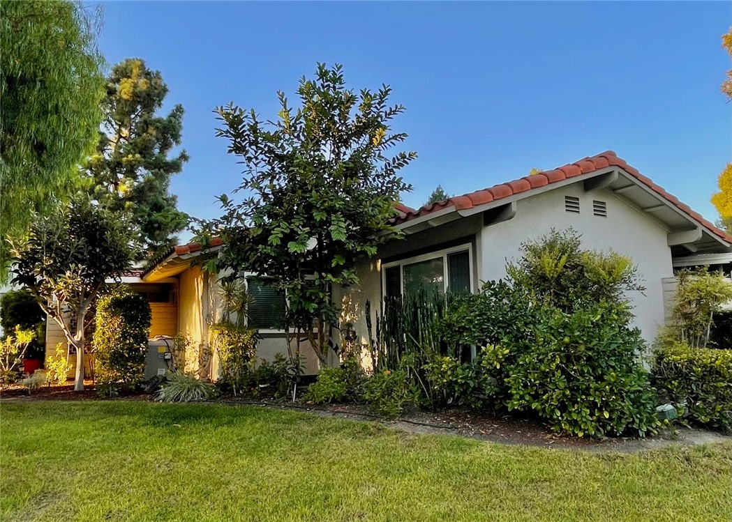 2311 Via Puerta B Property Photo 32