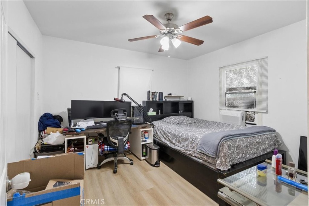 322 W School Street Property Photo 12