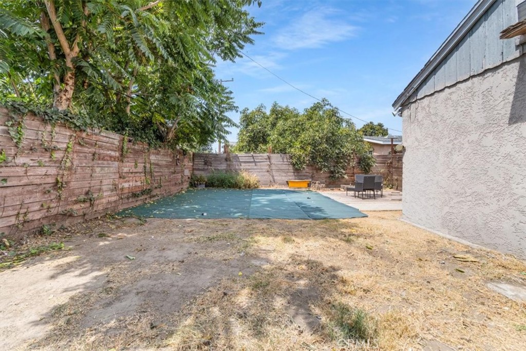 322 W School Street Property Photo 29