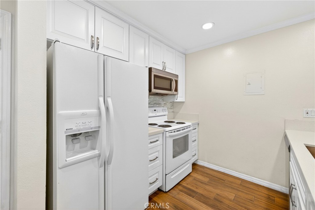 2521 W Sunflower D 3 Property Photo 6