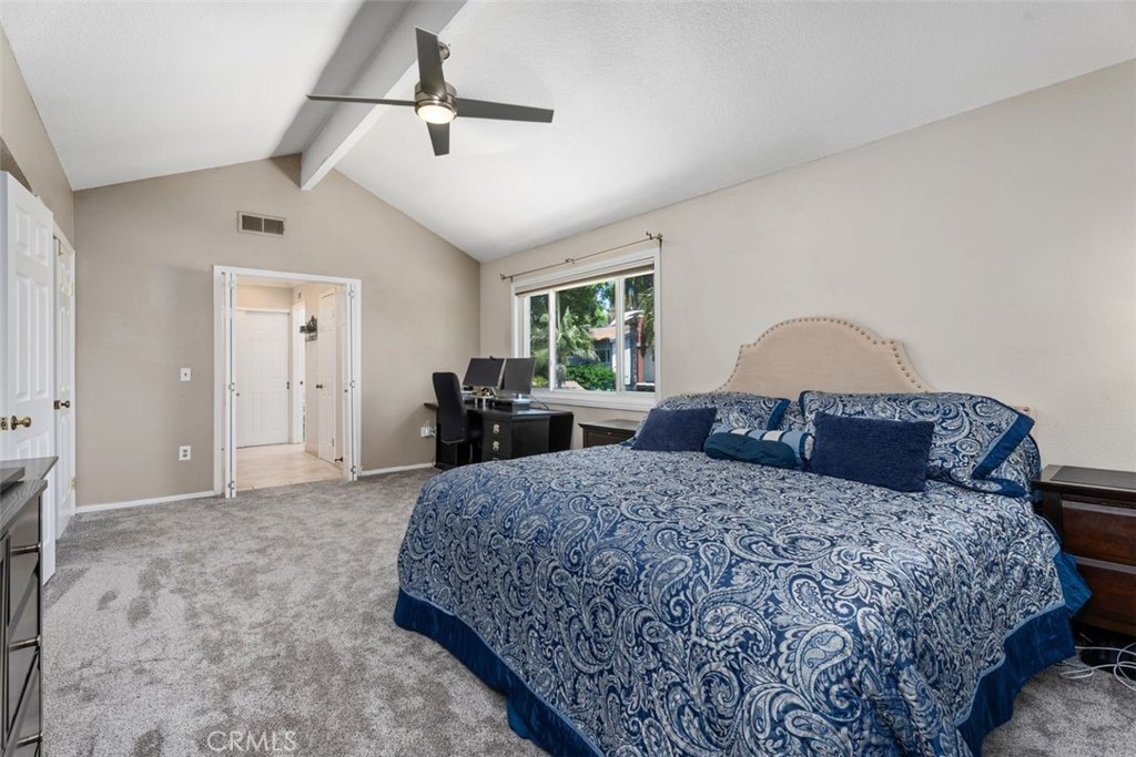 8058 E Woodsboro Avenue Property Photo 17