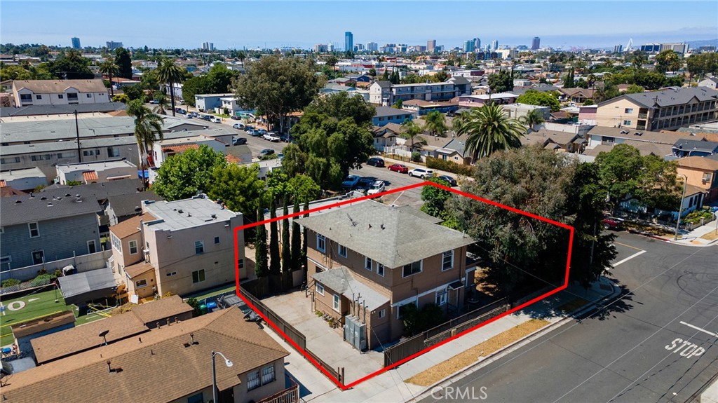 1636 N Stanton Property Photo 32