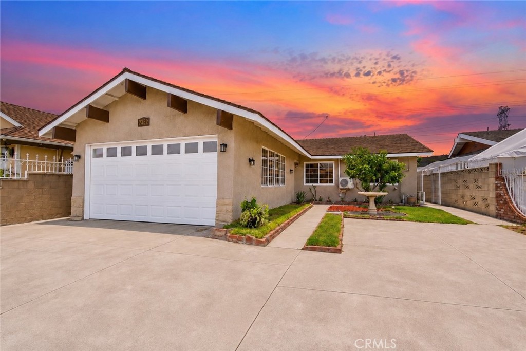 2332 Silverbay Property Photo