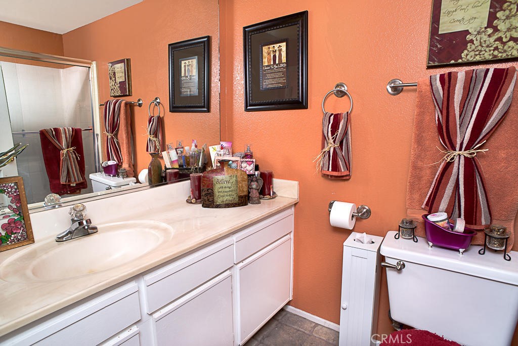 44460 15th E 3 Property Photo 6