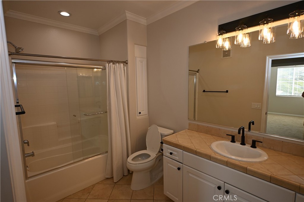 3450 Watermarke Property Photo 13