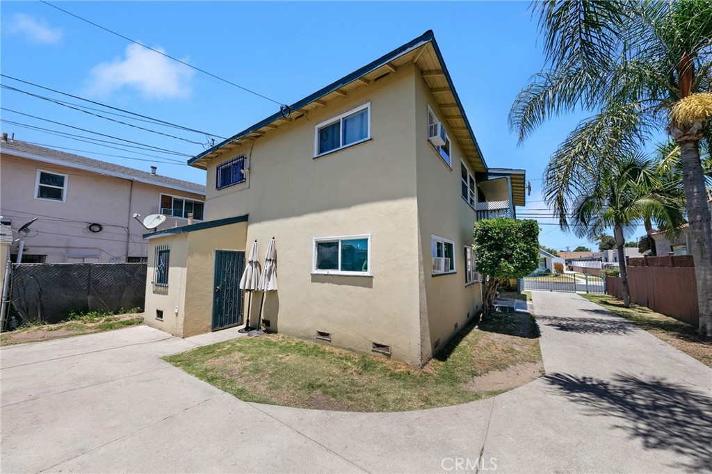 92 E Louise Property Photo 3