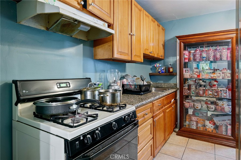 92 E Louise Property Photo 8
