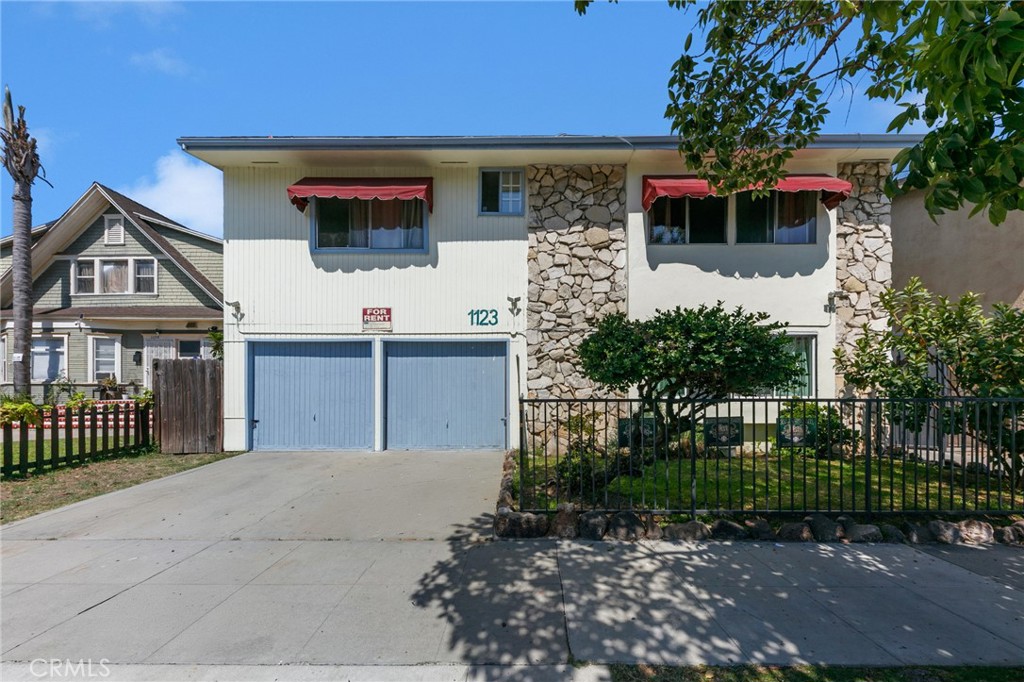 1123 Cedar Property Photo 1