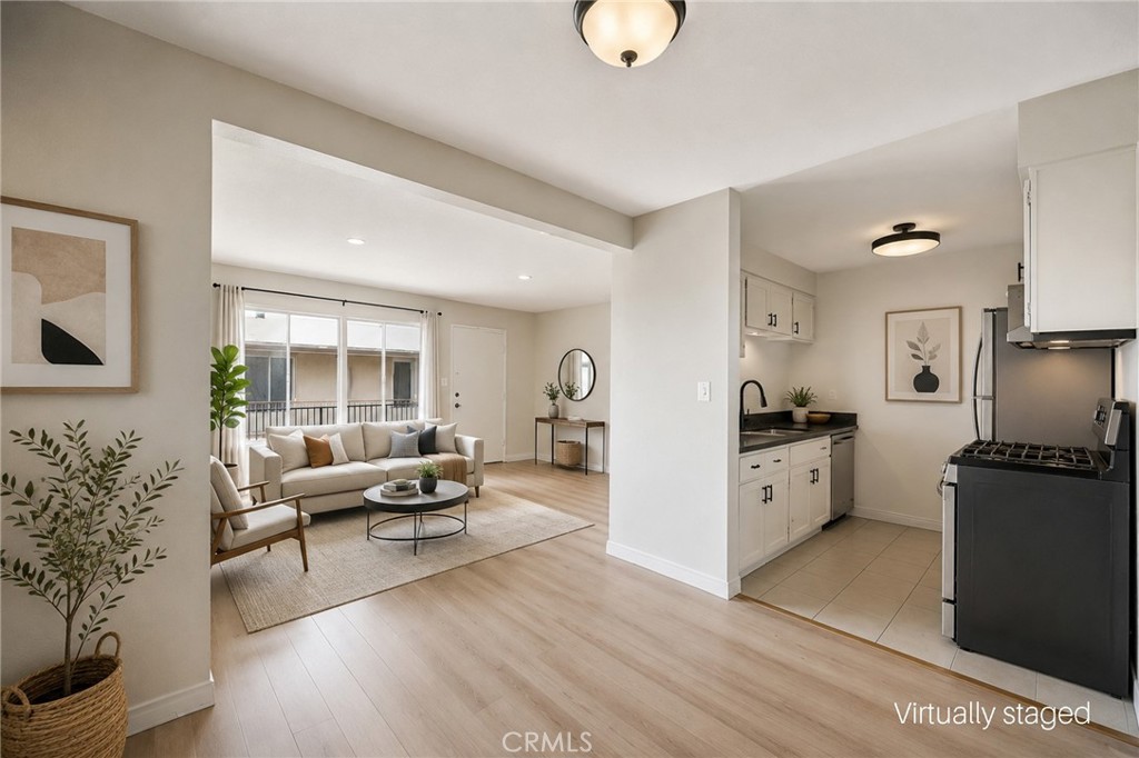 1123 Cedar Property Photo 8