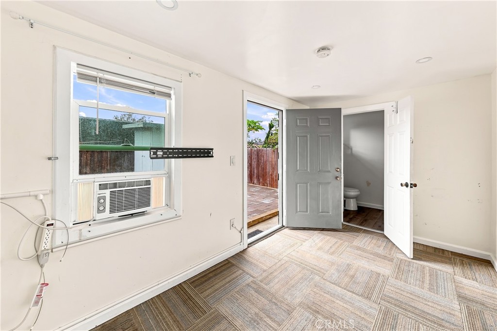 613 N. Raitt St. Property Photo 45