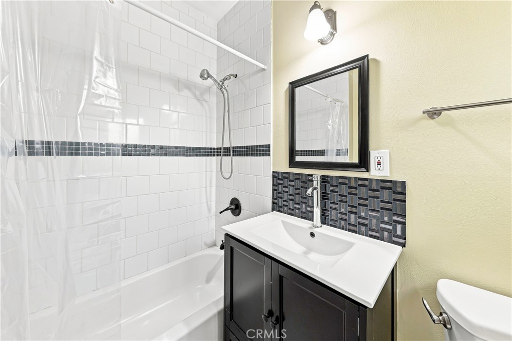 613 N. Raitt St. Property Photo 50