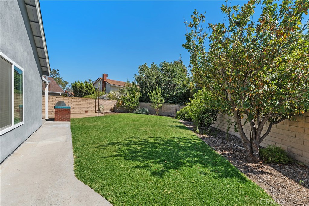2600 Geneva Property Photo 29