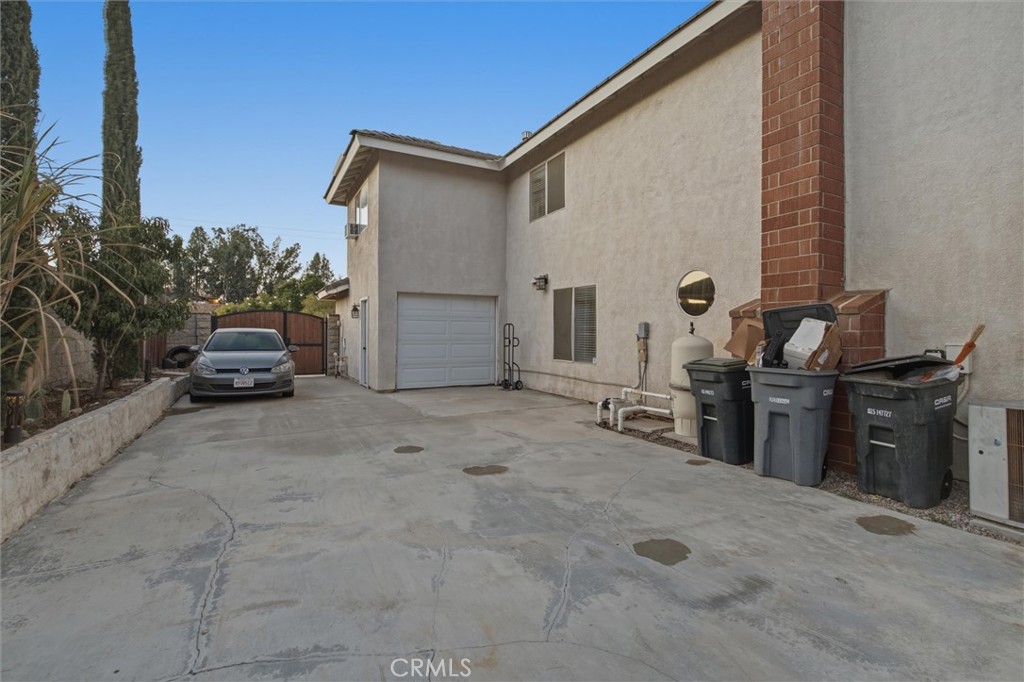 16514 Running Deer Property Photo 36