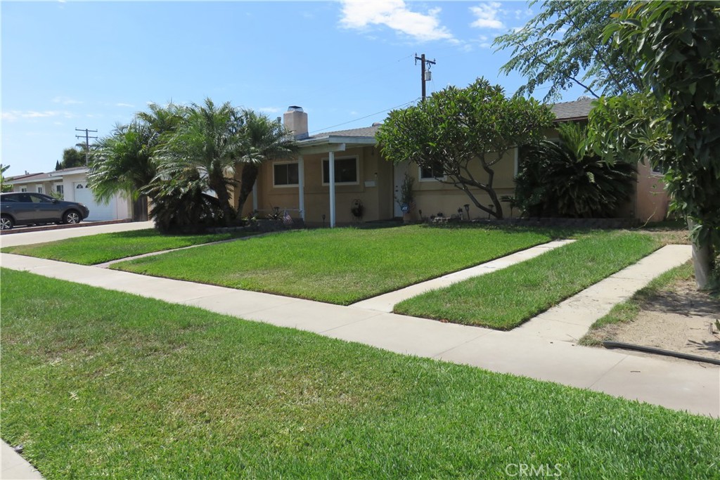 433 S Danbrook Property Photo 2