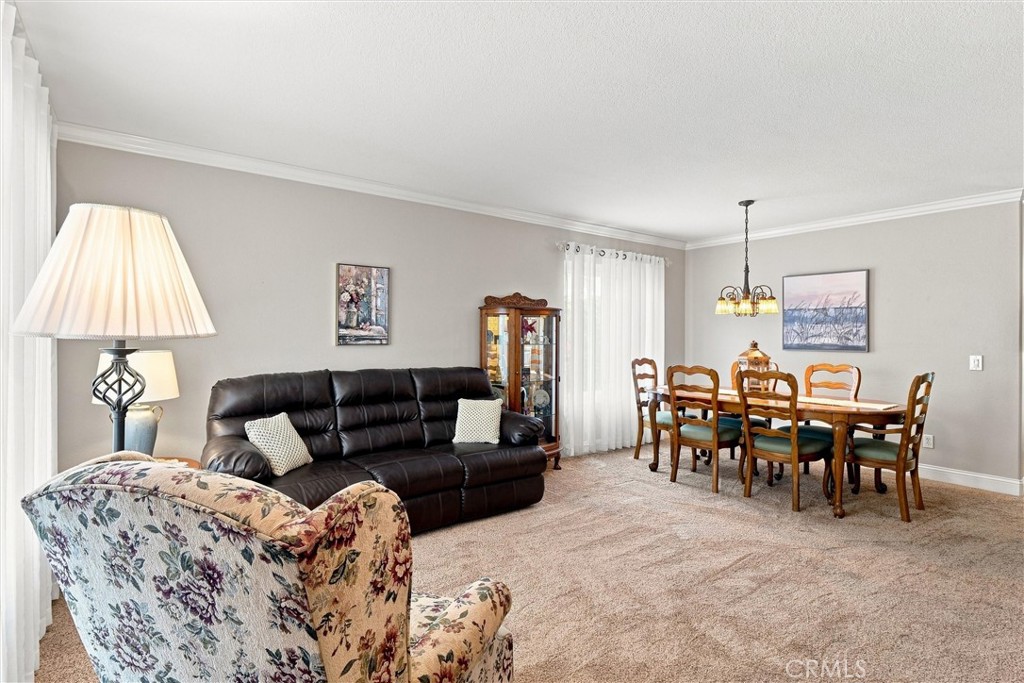 65 Linhaven Property Photo 7