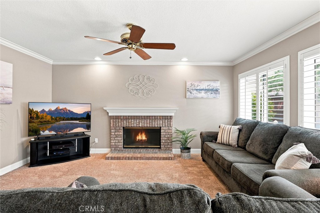 65 Linhaven Property Photo 12