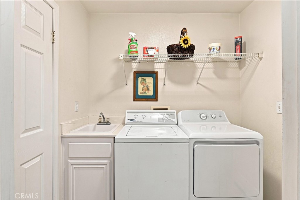 65 Linhaven Property Photo 19