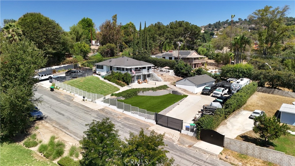 2245 Vista Rd Property Photo 1