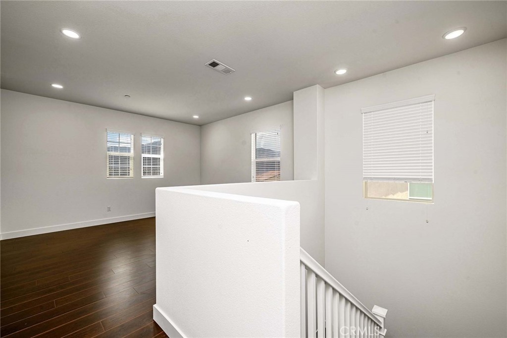 24571 Acadia Drive Property Photo 8