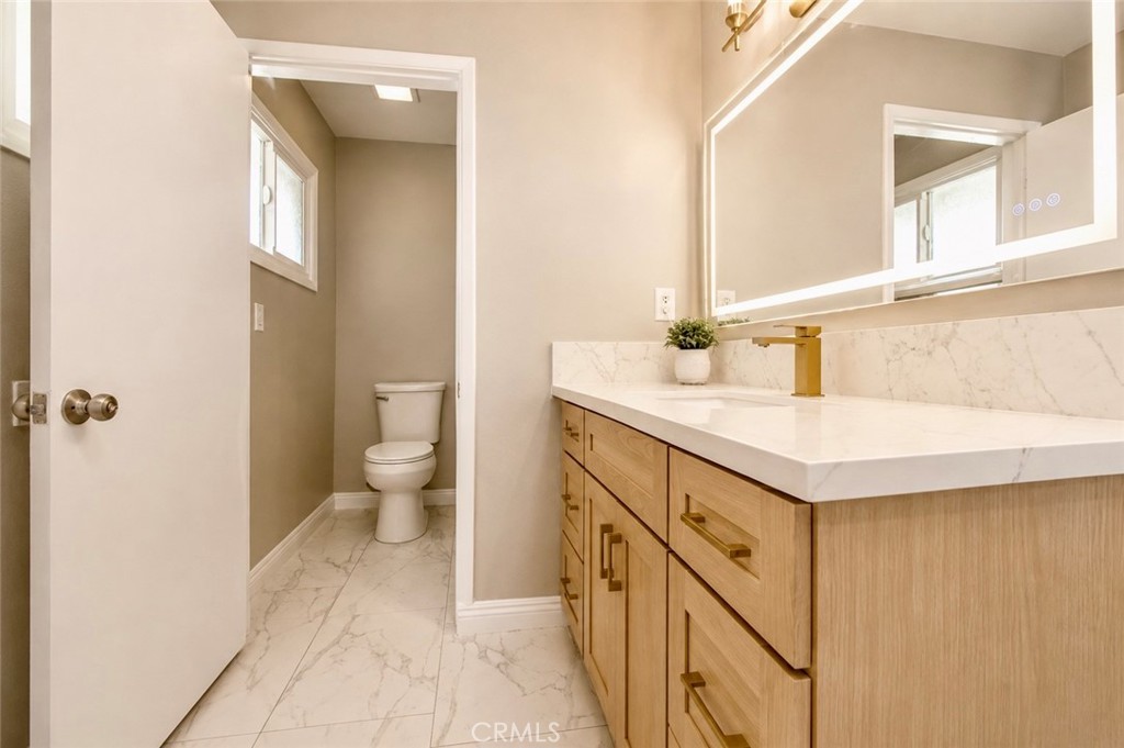 13291 Siskiyou Property Photo 8