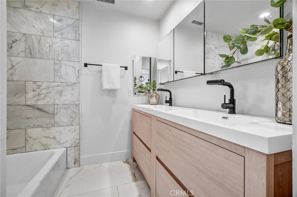 18871 Santa Marta Street Property Photo 24