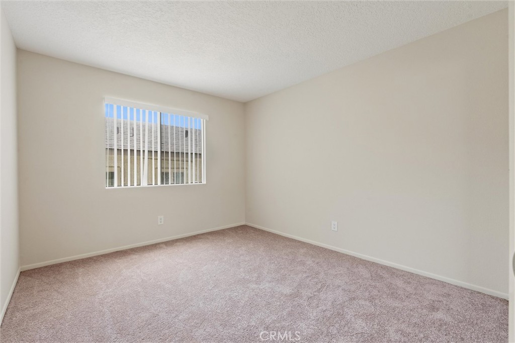 3425 E 15th 12d Property Photo 15