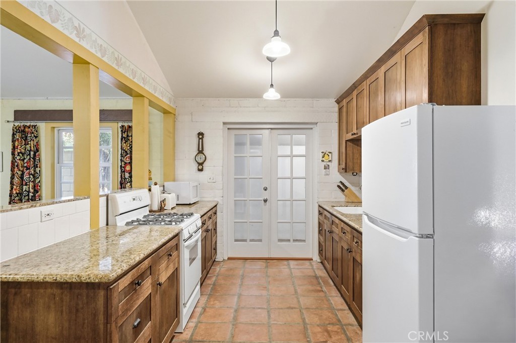 1749 West Property Photo 6