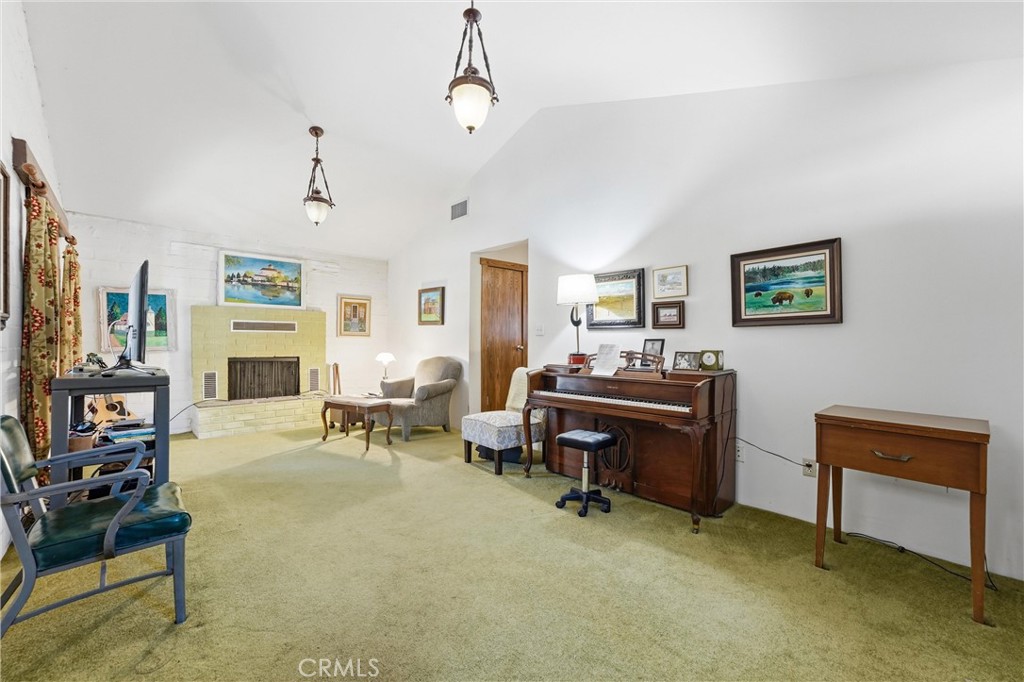1749 West Property Photo 12